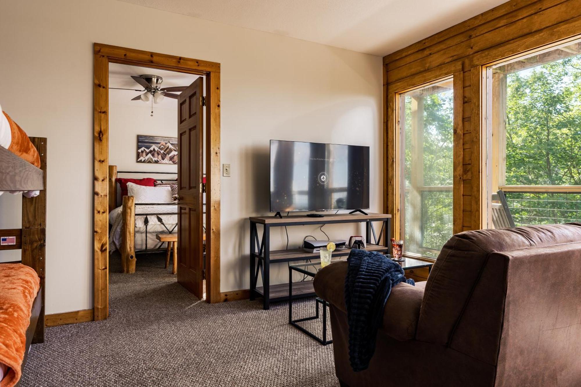 ガトリンバーグ Elevista - Quaint&Private-Views-Hottub-Pooltable-Bears-3 Clubhouse Poolsヴィラ エクステリア 写真